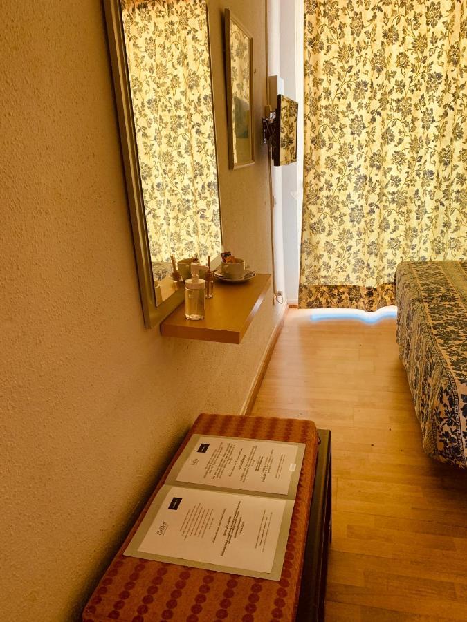 Pondemar Apartaments Vistas Playa Feñabe Extérieur photo