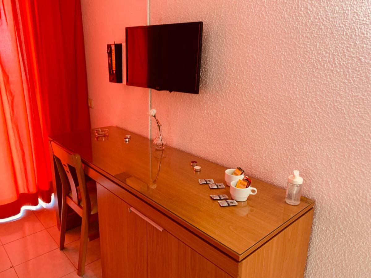 Pondemar Apartaments Vistas Playa Feñabe Extérieur photo