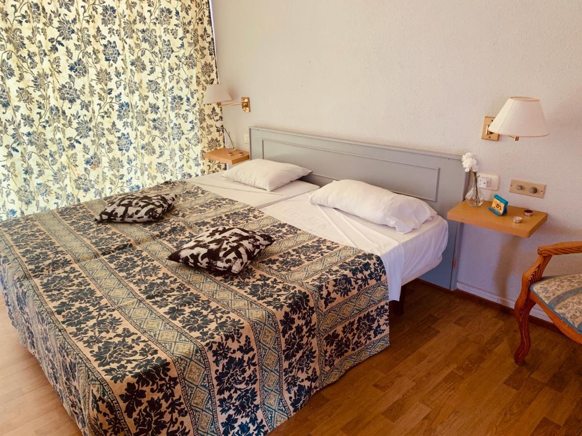 Pondemar Apartaments Vistas Playa Feñabe Extérieur photo